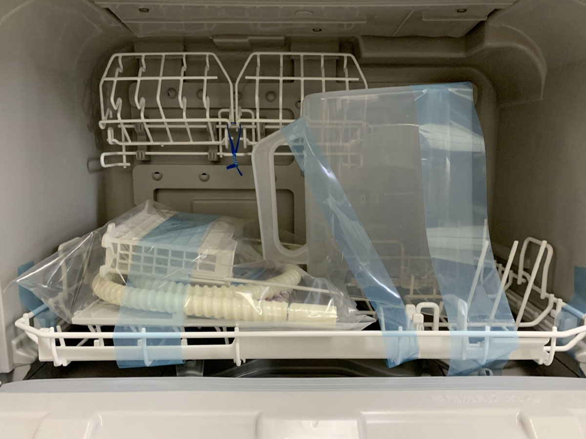 パナソニック 食器洗い乾燥機 NP-TSP1 付属品は庫内に入っている
