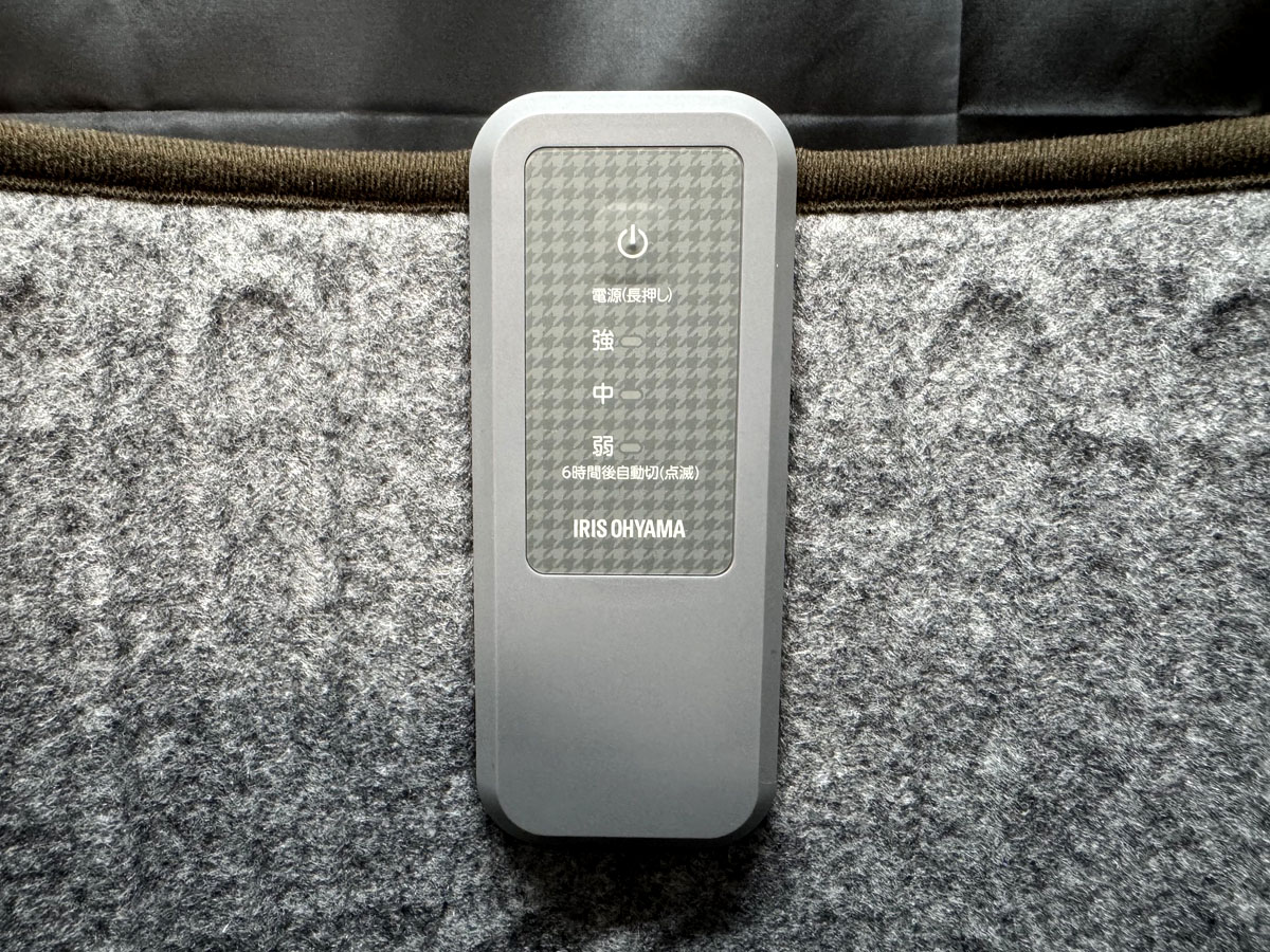 パネルヒーター APH-R12B 電源